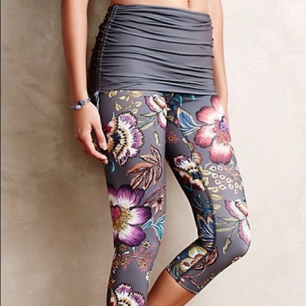 Anthropologie pure good skirted leggings, small